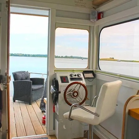 Apartment Hausboot Auf Der Schlei Viking-hausboot Missunde