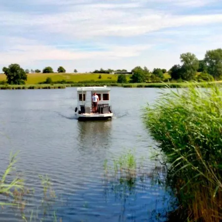 Hausboot Auf Der Schlei Viking-hausboot